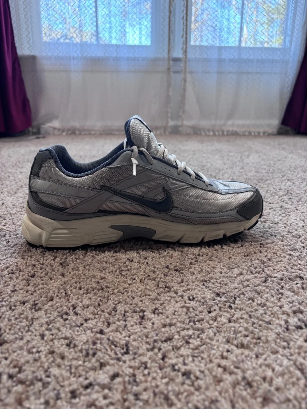 Nike classic silhouette
